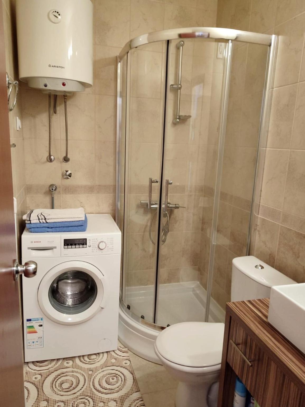 Apartman Lux Sneznik Vrnjacka Banja Bagian luar foto